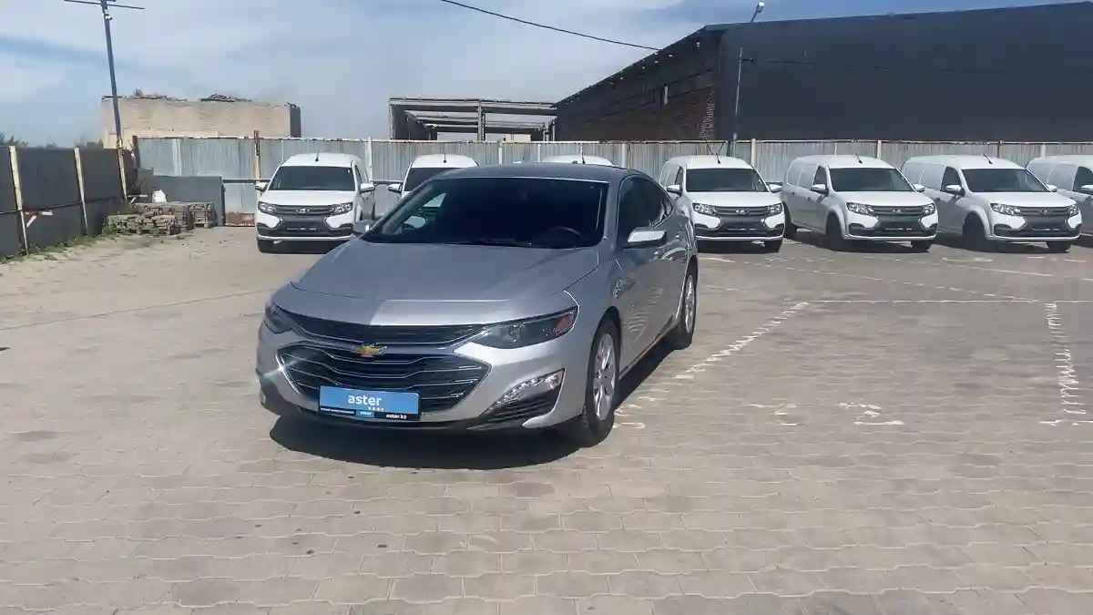 Chevrolet Malibu 2021 года за 6 190 000 тг. в Караганда
