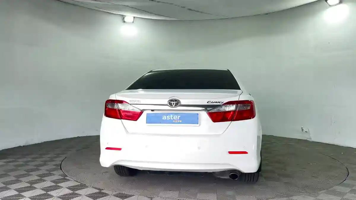Toyota Camry 2013 года за 8 500 000 тг. в Павлодар