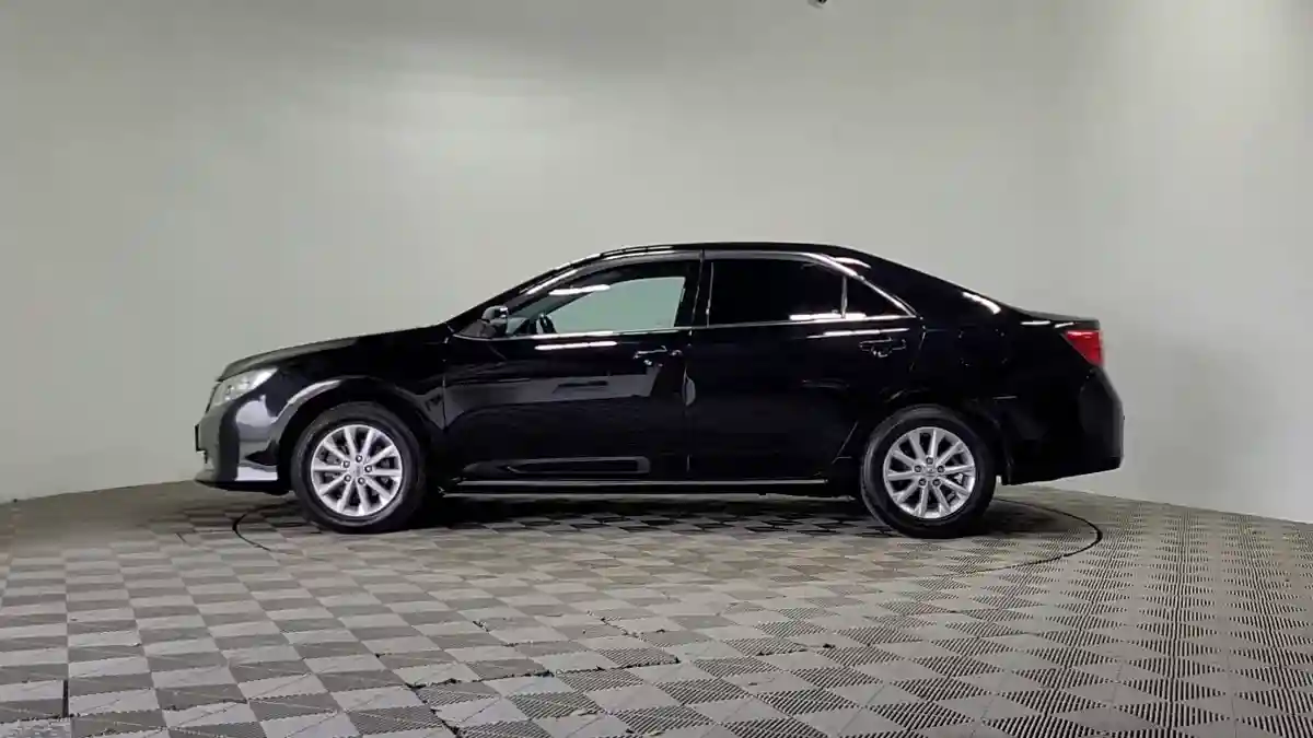 Toyota Camry 2012 года за 7 590 000 тг. в Алматы