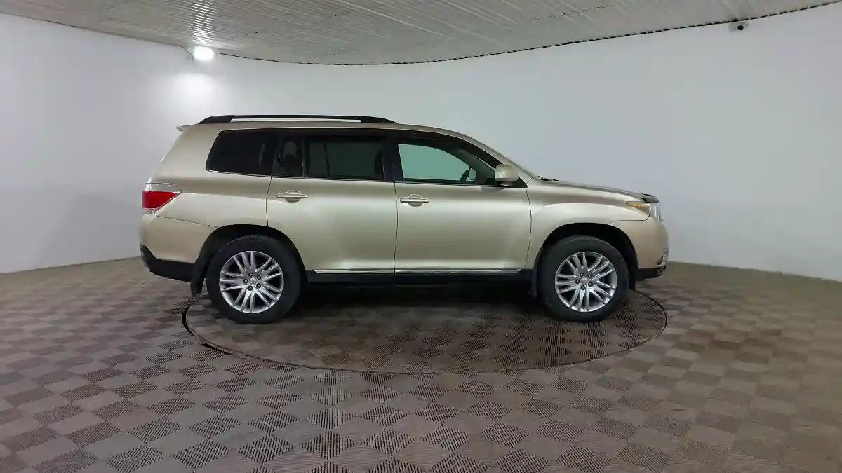 Toyota Highlander 2010 года за 8 990 000 тг. в Шымкент