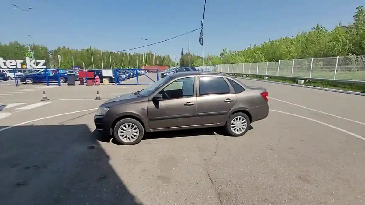 LADA (ВАЗ) Granta 2015 года за 750 000 тг. в Усть-Каменогорск
