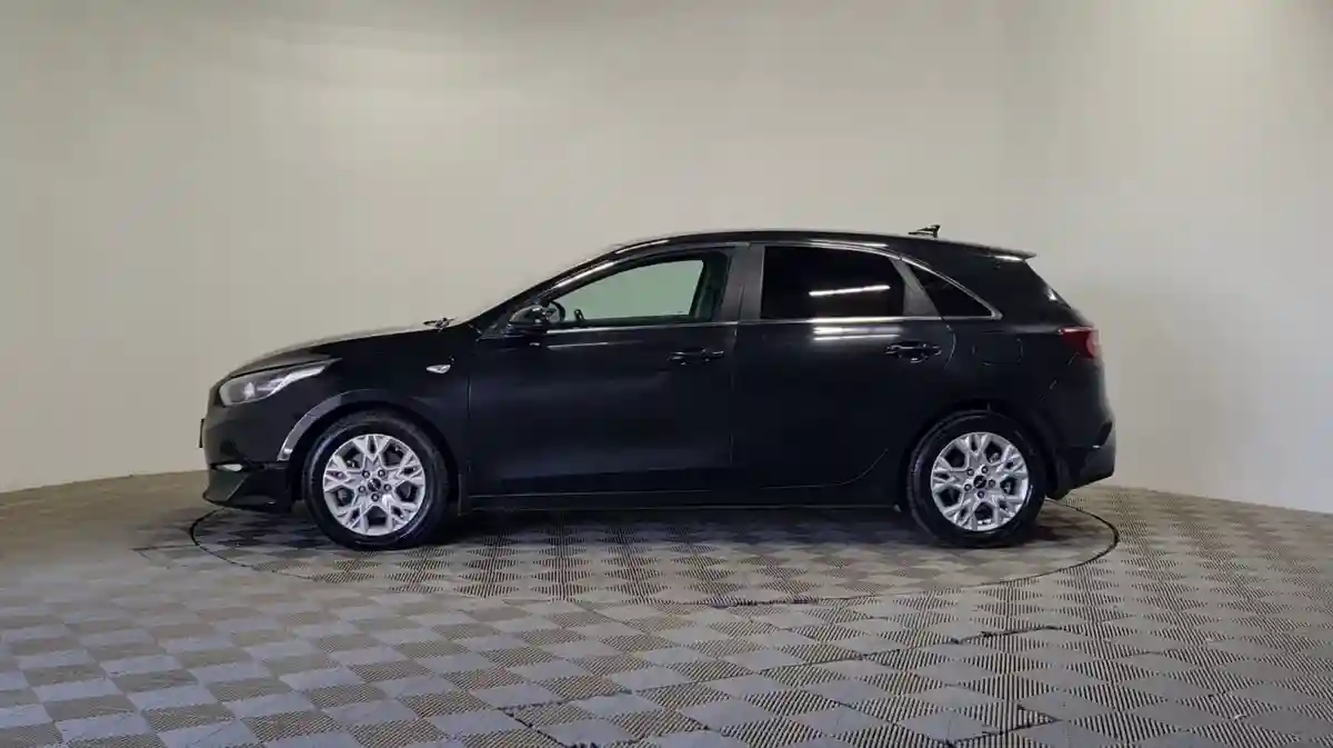 Kia Ceed 2022 года за 7 990 000 тг. в Алматы