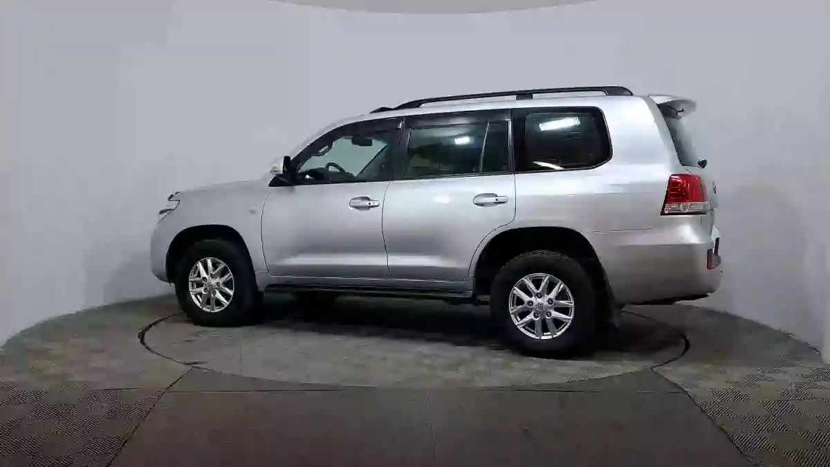 Toyota Land Cruiser 2007 года за 12 500 000 тг. в Астана
