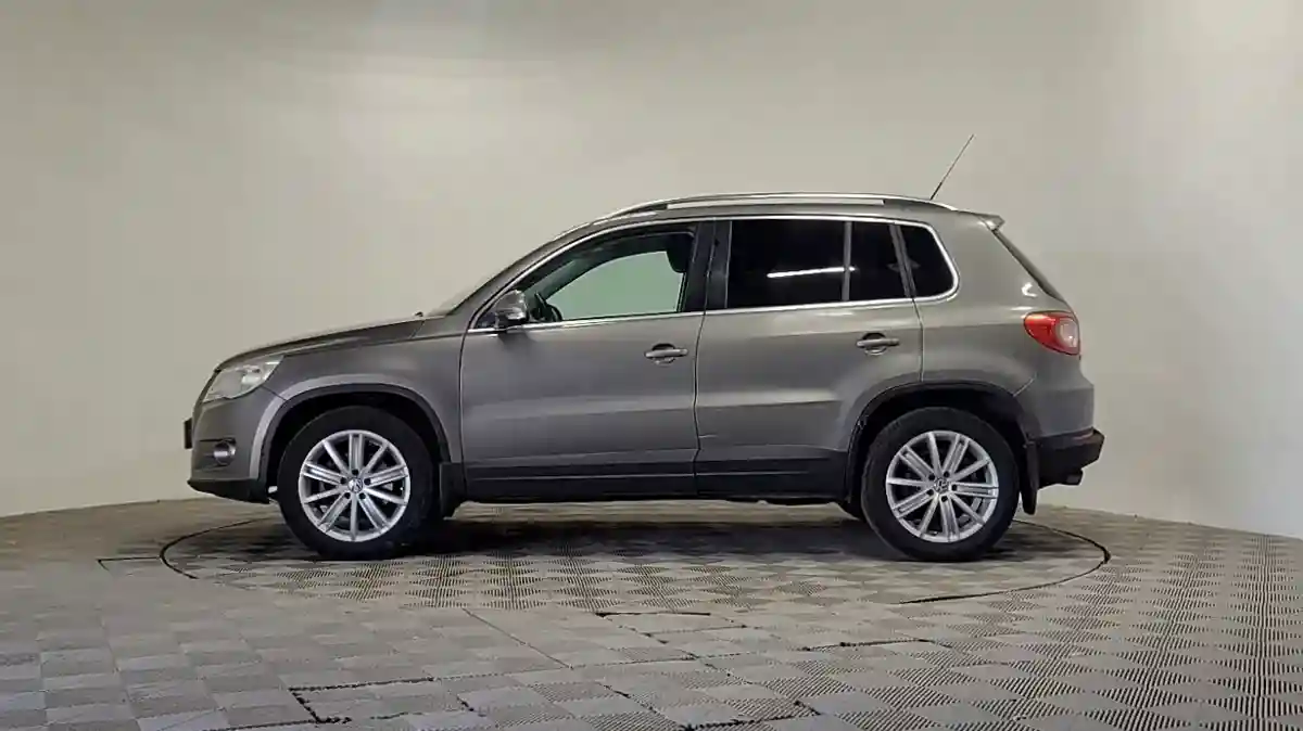 Volkswagen Tiguan 2011 года за 4 790 000 тг. в Алматы