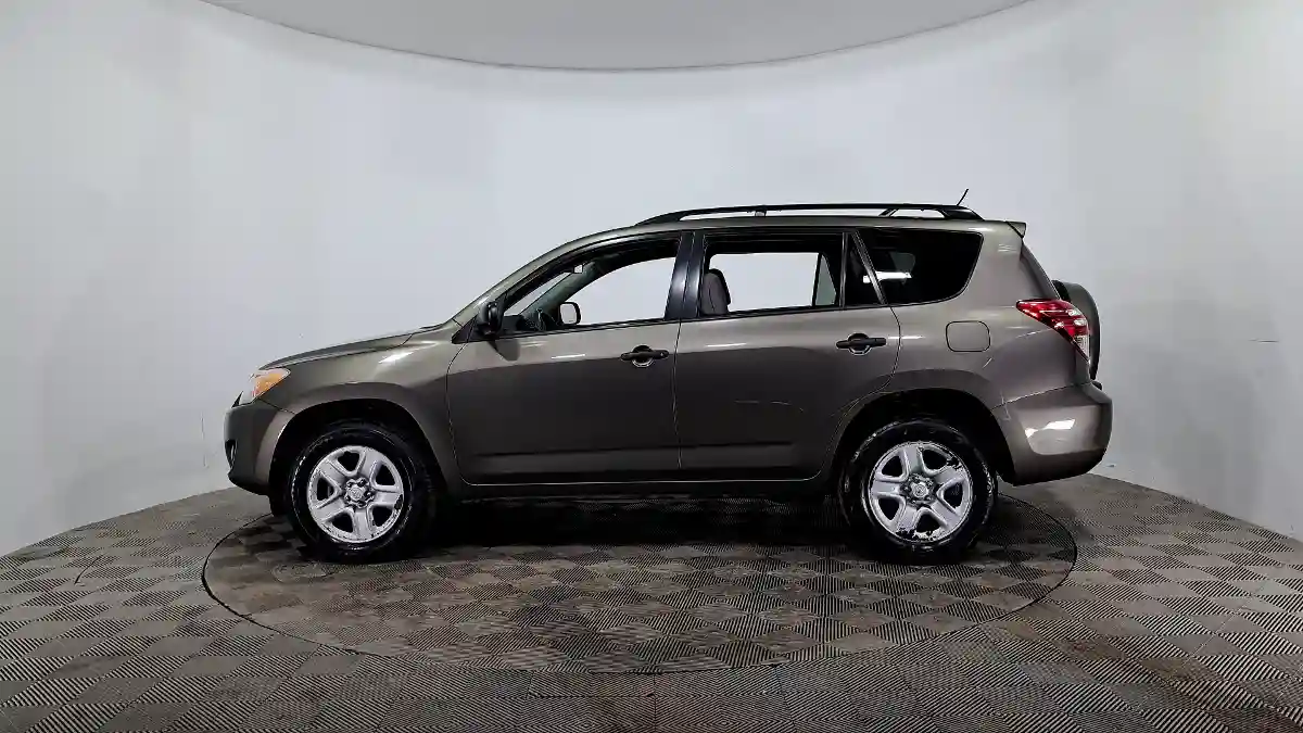 Toyota RAV4 2012 года за 6 790 000 тг. в Астана