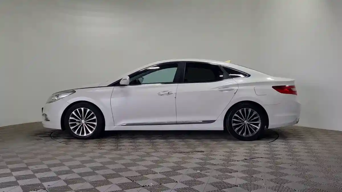 Hyundai Grandeur 2013 года за 8 350 000 тг. в Алматы