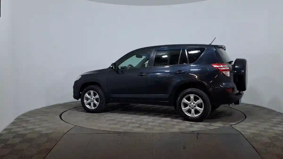 Toyota RAV4 2012 года за 6 590 000 тг. в Астана