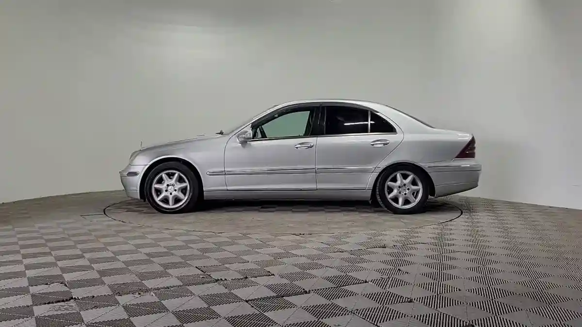 Mercedes-Benz C-Класс 2003 года за 1 690 000 тг. в Алматы