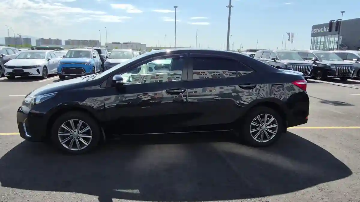 Toyota Corolla 2013 года за 5 990 000 тг. в Алматы