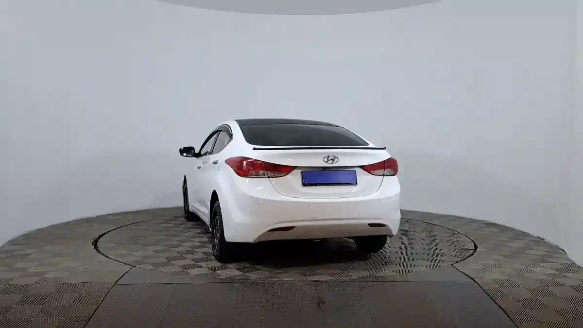 Hyundai Avante 2011 года за 3 890 000 тг. в Астана