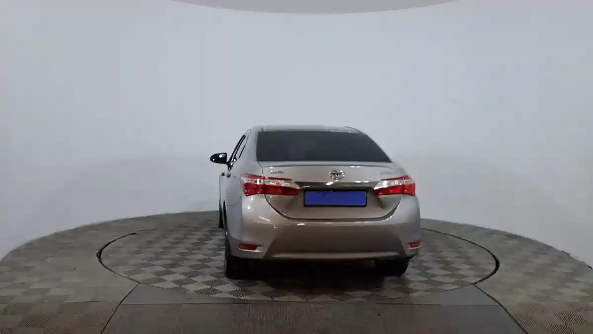 Toyota Corolla 2015 года за 6 100 000 тг. в Астана