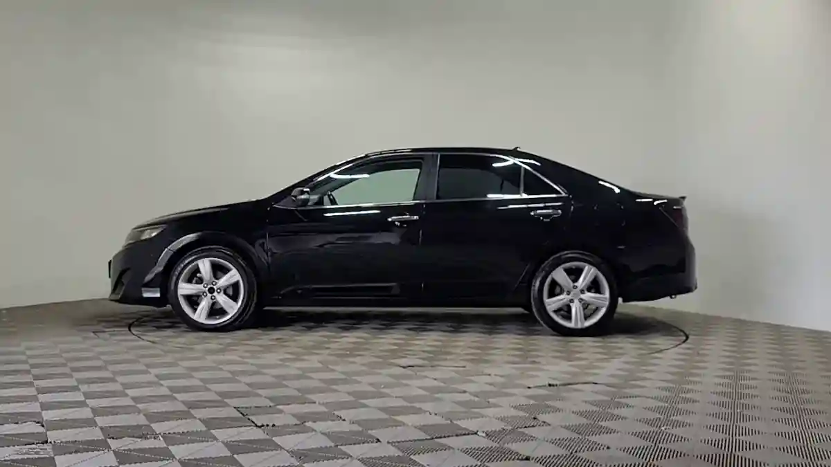 Toyota Camry 2012 года за 6 990 000 тг. в Алматы