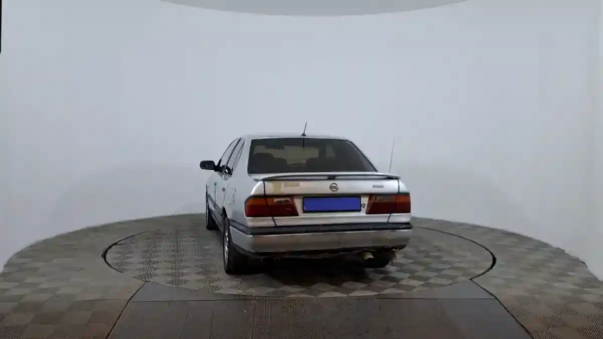 Nissan Primera 1992 года за 590 000 тг. в Астана