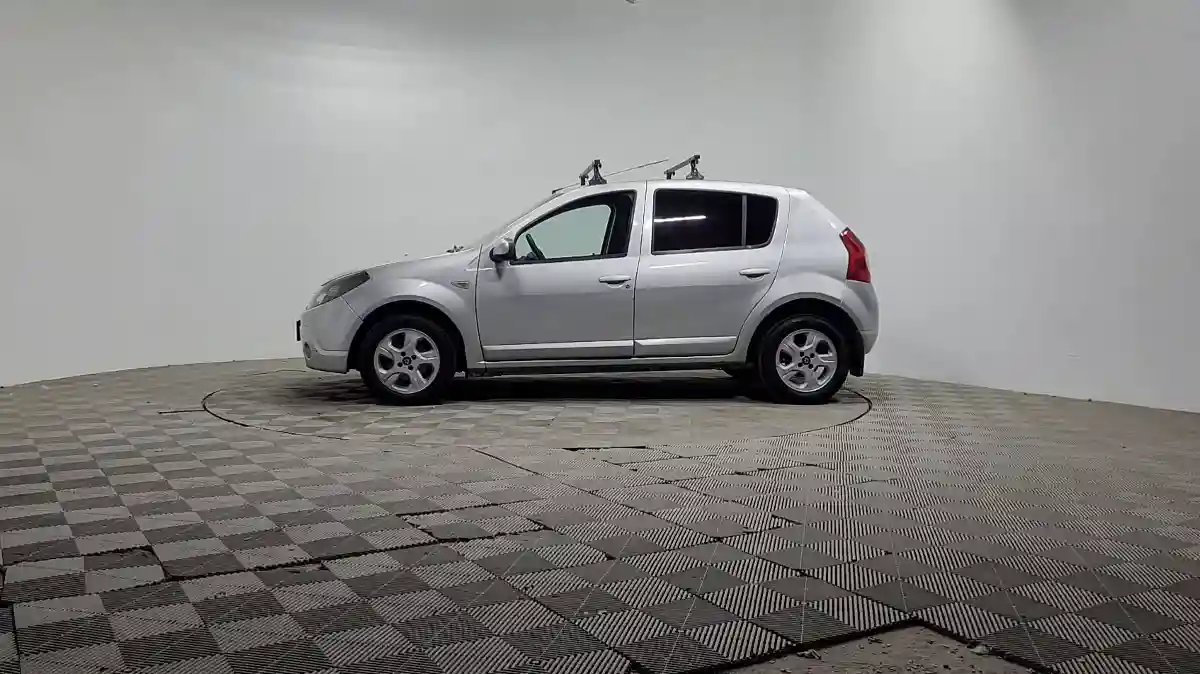 Renault Sandero 2013 года за 2 790 000 тг. в Алматы