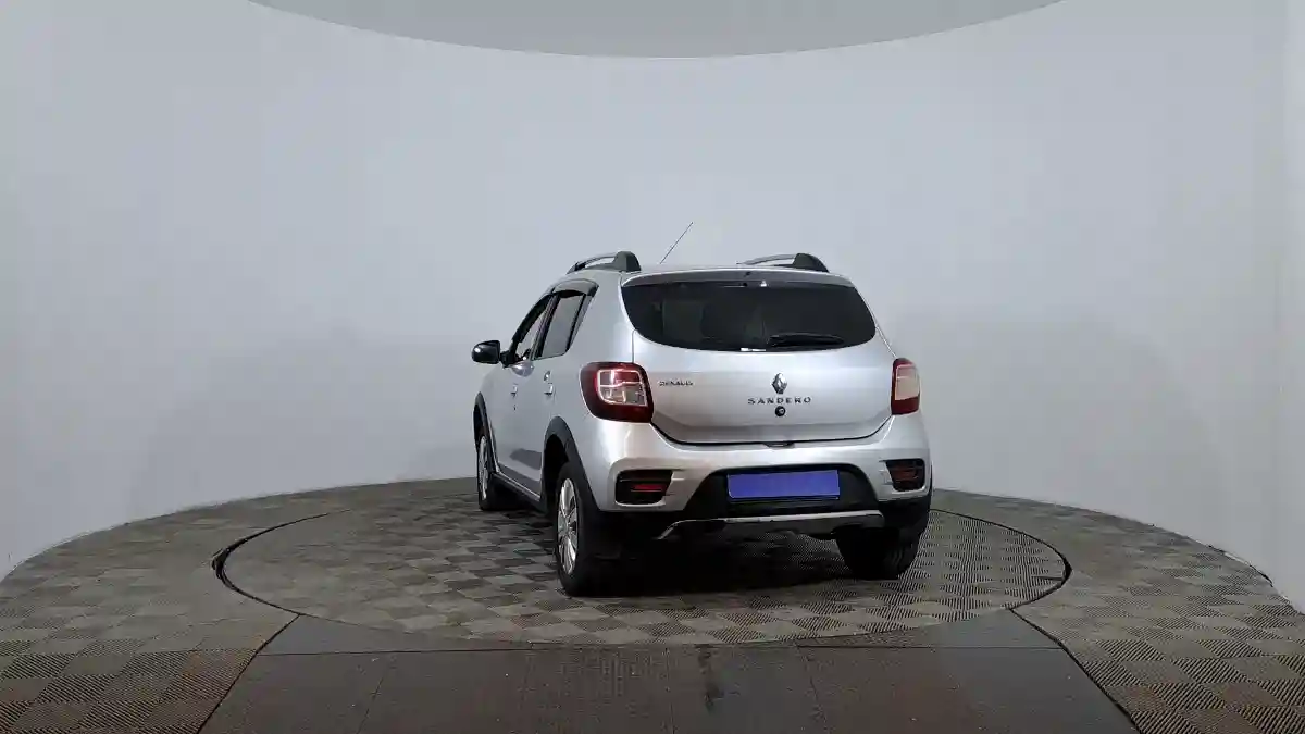 Renault Sandero 2018 года за 3 790 000 тг. в Астана