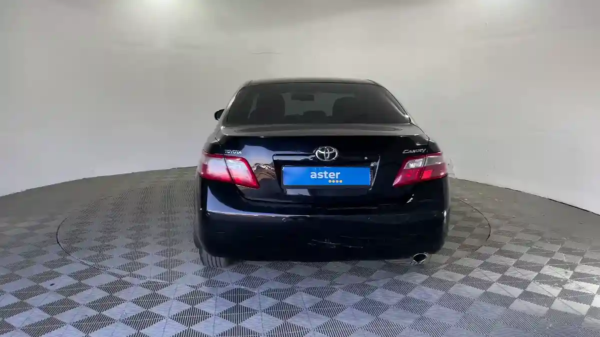 Toyota Camry 2010 года за 5 790 000 тг. в Павлодар
