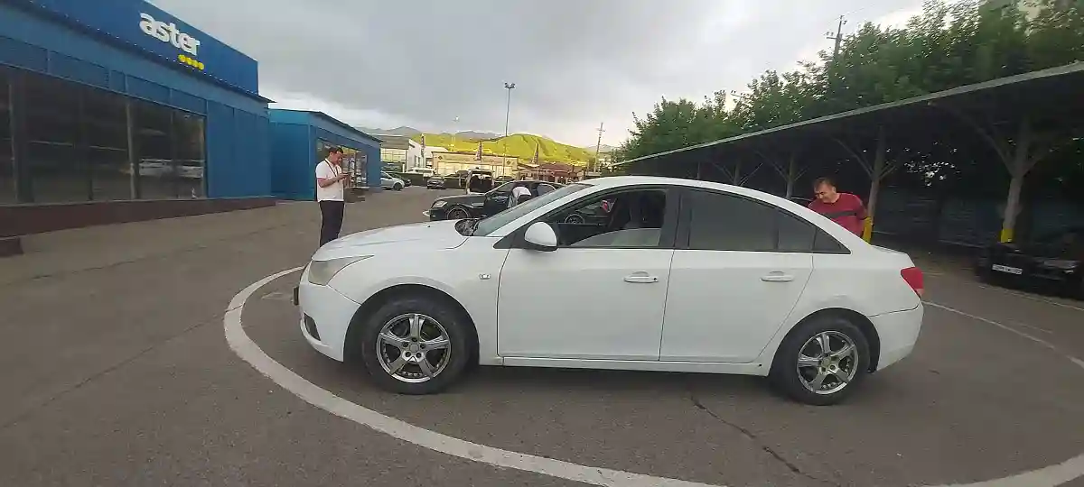 Chevrolet Cruze 2012 года за 2 290 000 тг. в Алматы