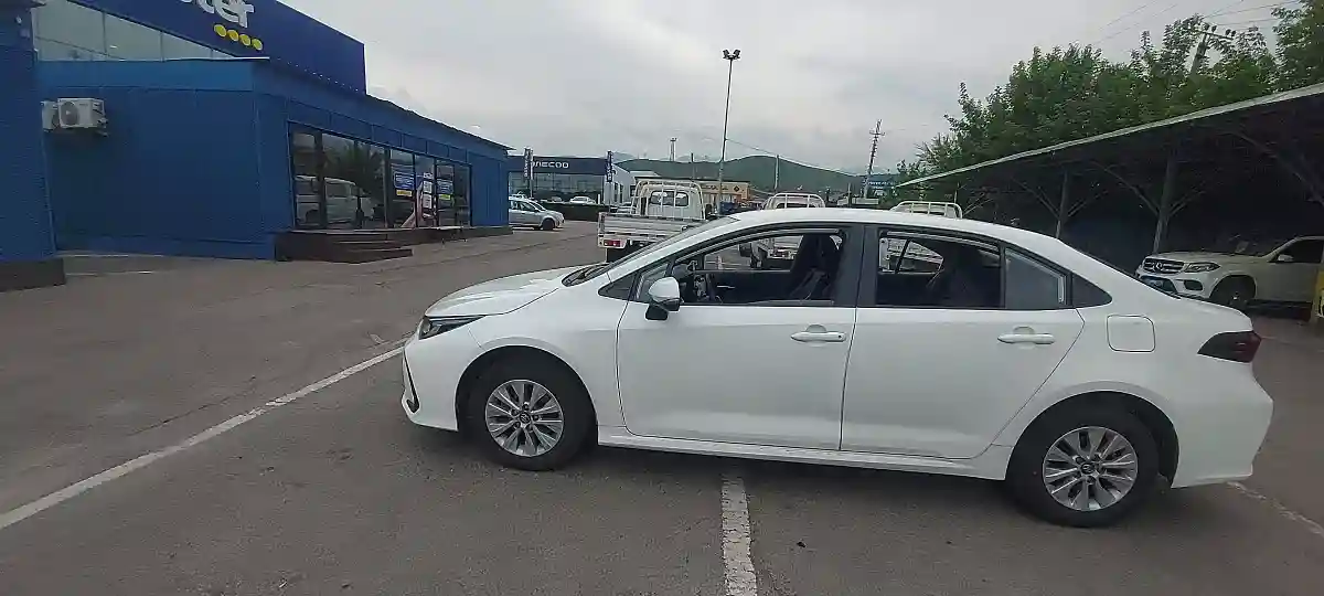 Toyota Corolla 2023 года за 7 590 000 тг. в Алматы