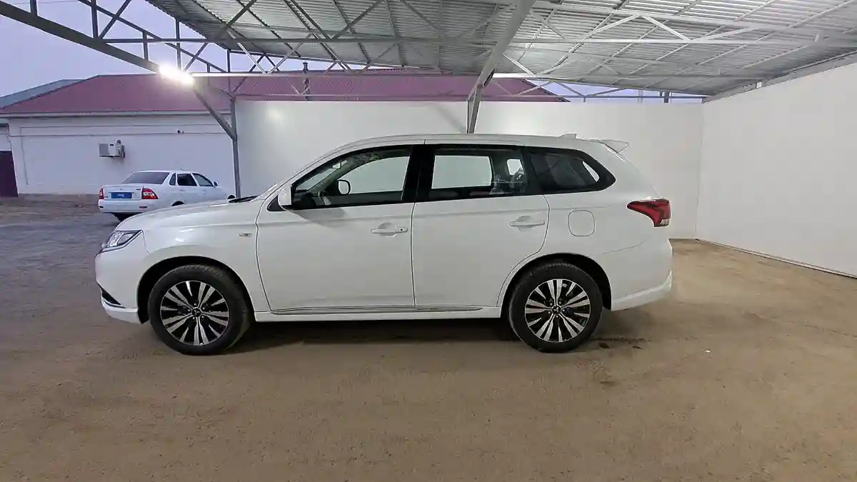 Mitsubishi Outlander 2022 года за 10 500 000 тг. в Кызылорда