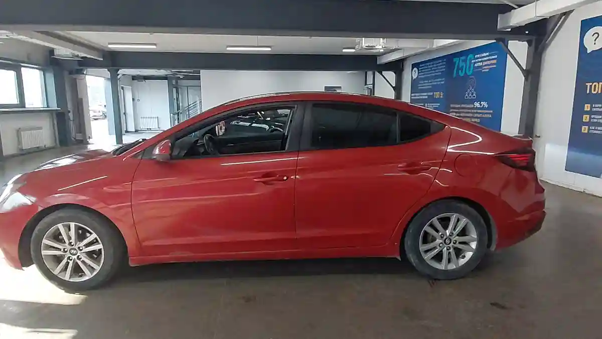 Hyundai Elantra 2018 года за 5 690 000 тг. в Астана