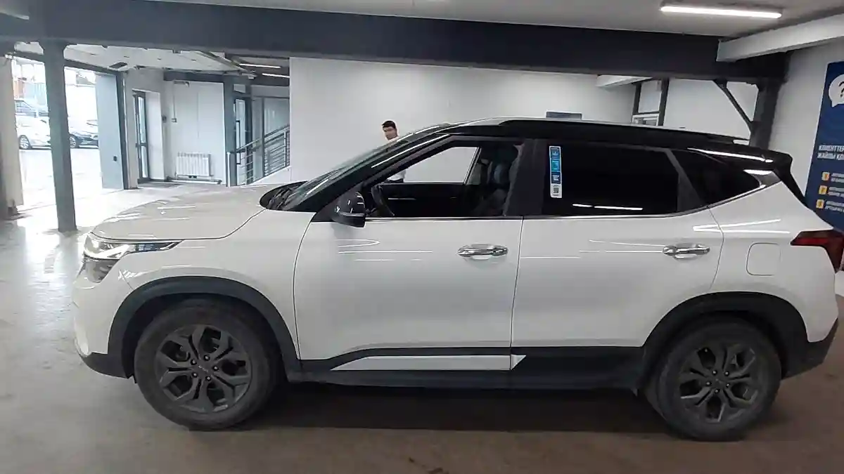 Kia Seltos 2023 года за 7 290 000 тг. в Астана
