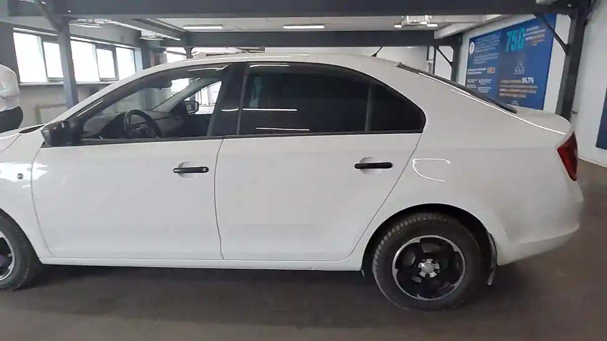 Skoda Rapid 2013 года за 4 250 000 тг. в Астана