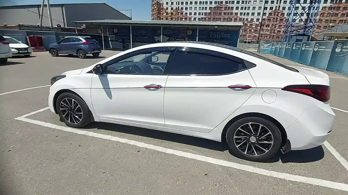Hyundai Elantra 2014 года за 4 990 000 тг. в Шымкент