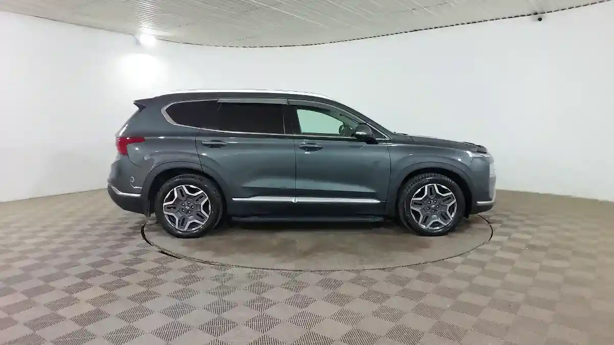 Hyundai Santa Fe 2021 года за 15 990 000 тг. в Шымкент