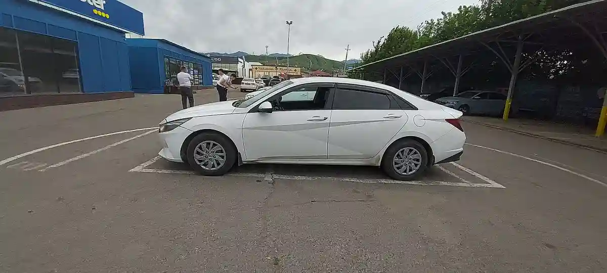 Hyundai Elantra 2022 года за 6 290 000 тг. в Алматы