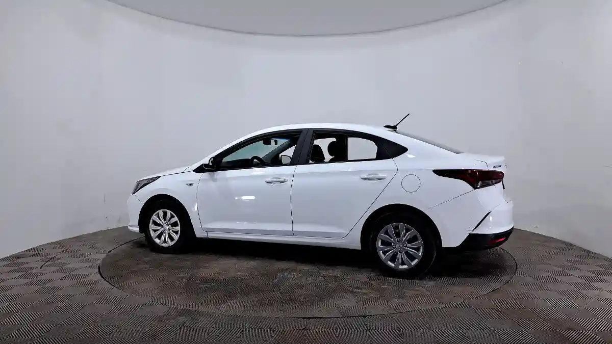 Hyundai Accent 2020 года за 5 400 000 тг. в Астана