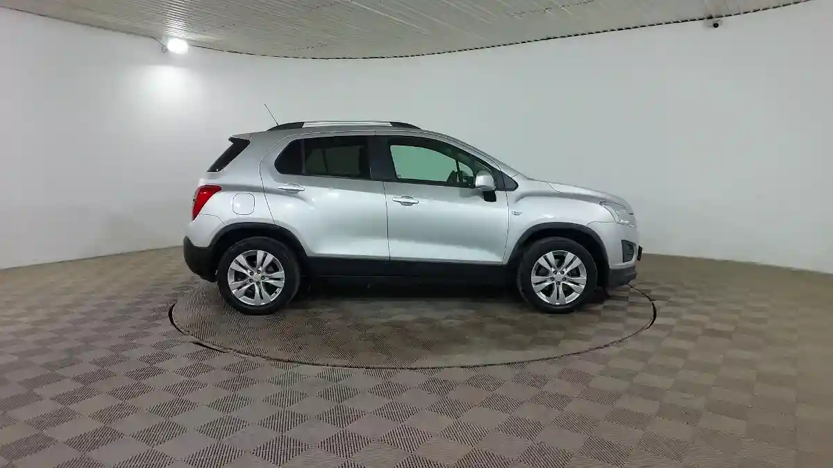 Chevrolet Tracker 2013 года за 4 750 000 тг. в Шымкент