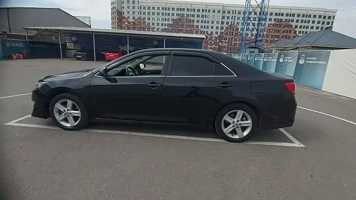 Toyota Camry 2012 года за 7 900 000 тг. в Шымкент