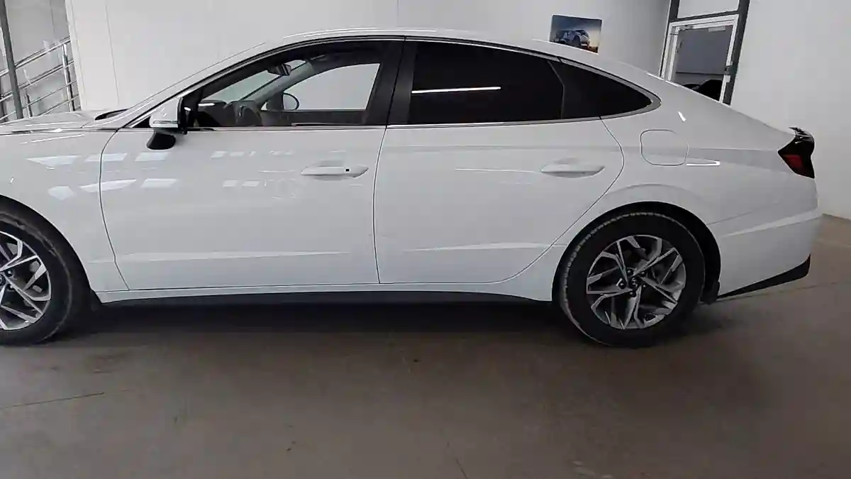 Hyundai Sonata 2023 года за 9 790 000 тг. в Астана