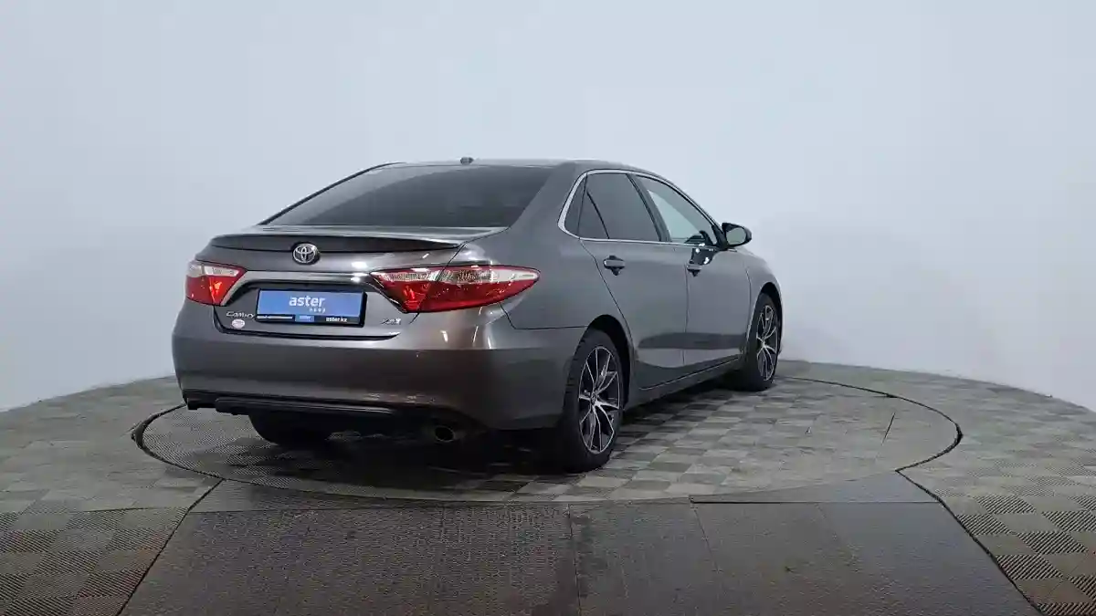 Toyota Camry 2015 года за 8 450 000 тг. в Астана