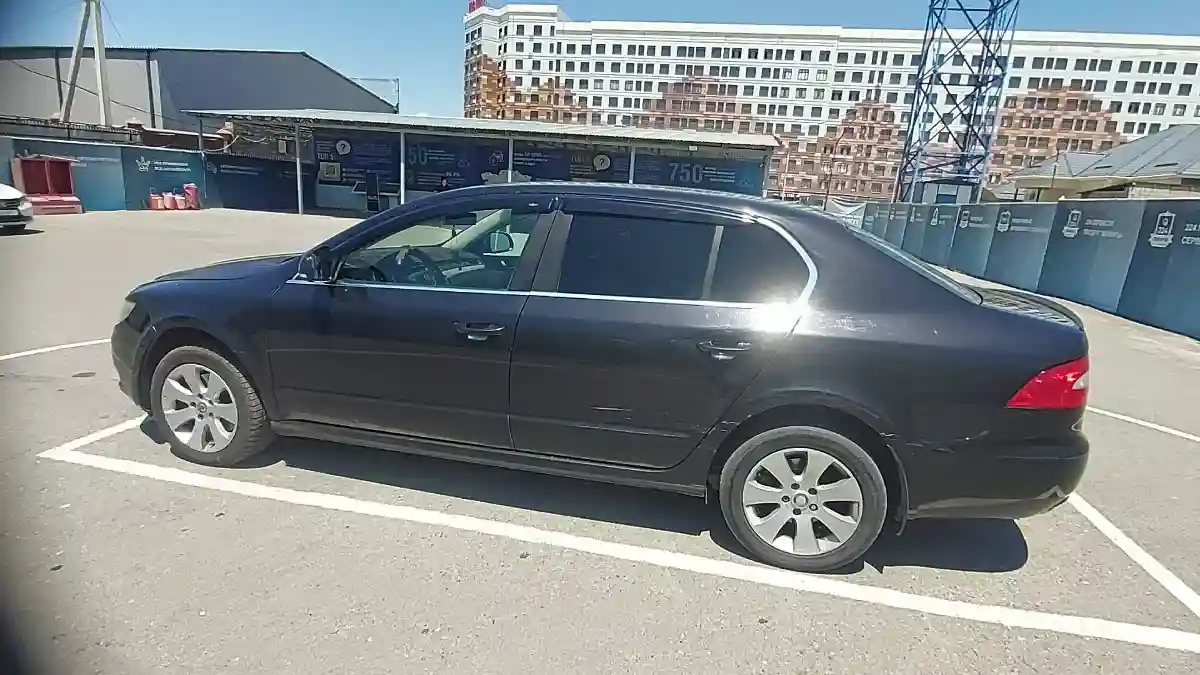 Skoda Superb 2012 года за 1 990 000 тг. в Шымкент