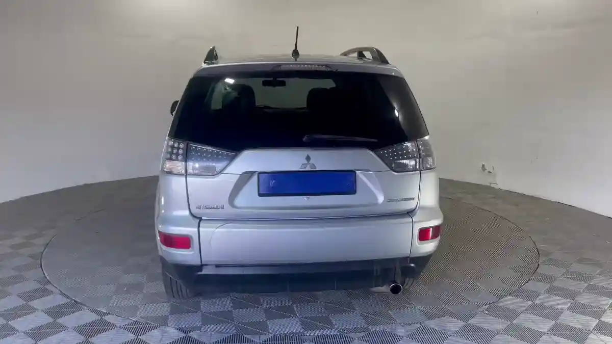 Mitsubishi Outlander 2010 года за 4 890 000 тг. в Павлодар