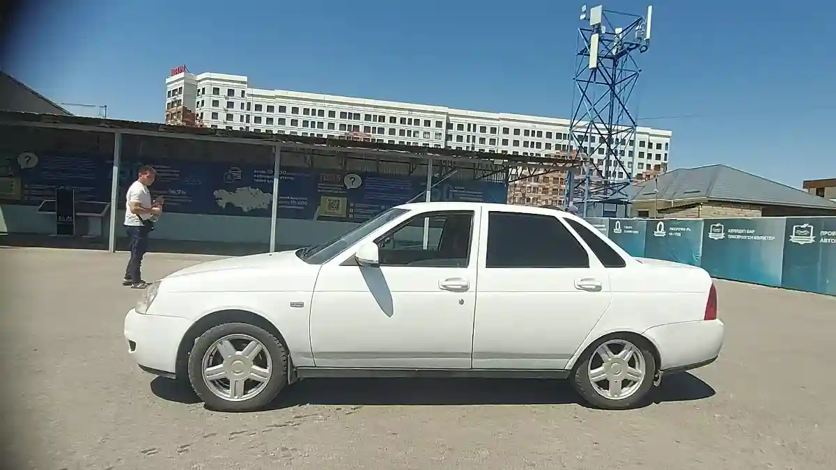 LADA (ВАЗ) Priora 2013 года за 1 790 000 тг. в Шымкент
