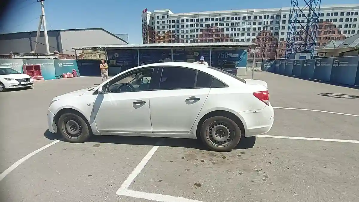 Chevrolet Cruze 2012 года за 1 350 000 тг. в Шымкент