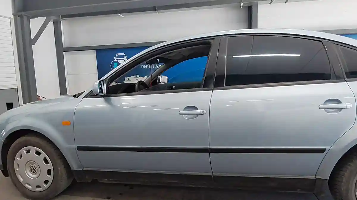 Volkswagen Passat 1997 года за 1 590 000 тг. в Астана