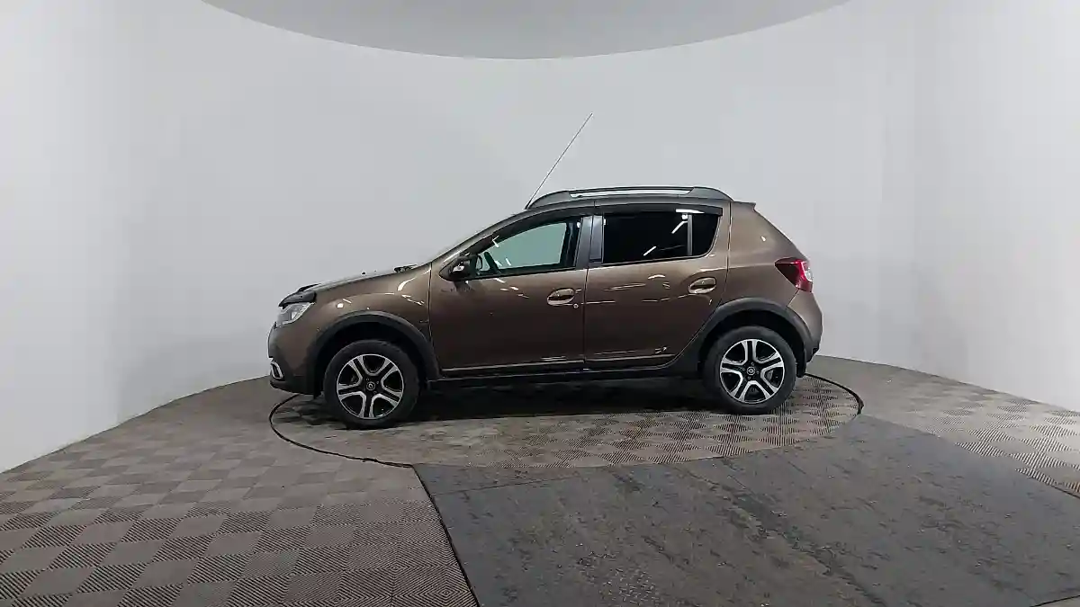 Renault Sandero 2021 года за 4 890 000 тг. в Астана