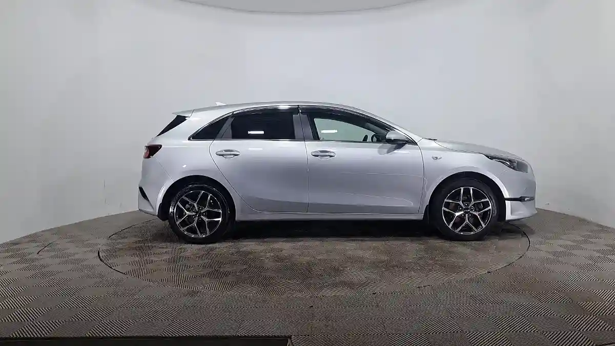 Kia Ceed 2024 года за 9 850 000 тг. в Астана