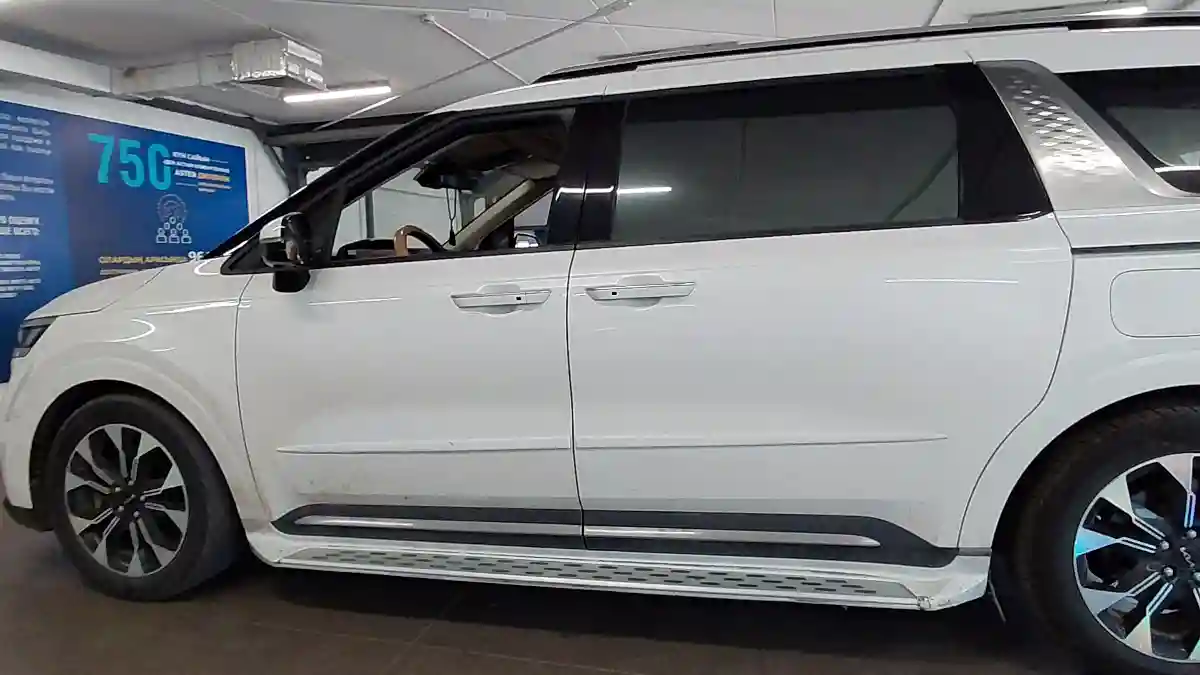 Kia Carnival 2022 года за 15 490 000 тг. в Астана