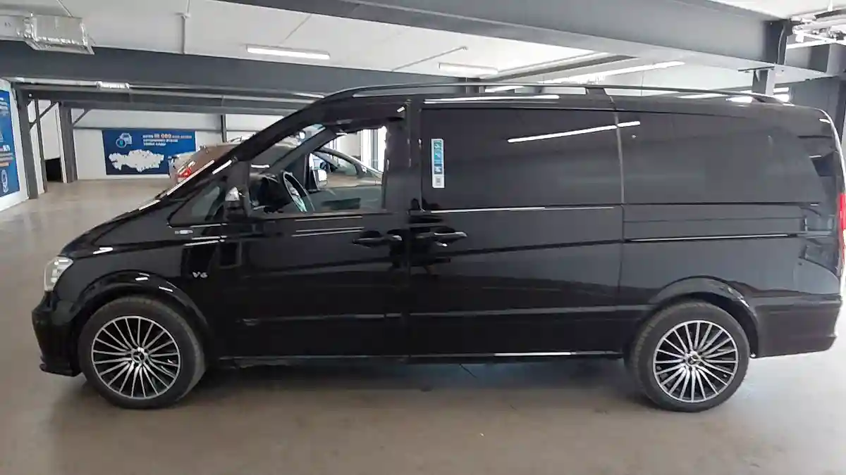 Mercedes-Benz Viano 2010 года за 8 590 000 тг. в Астана