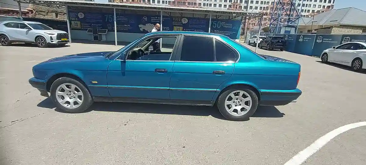 BMW 5 серии 1993 года за 990 000 тг. в Шымкент