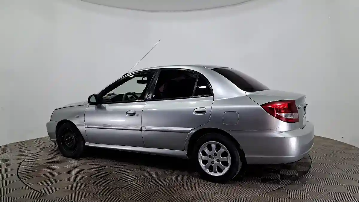 Kia Rio 2004 года за 1 590 000 тг. в Астана