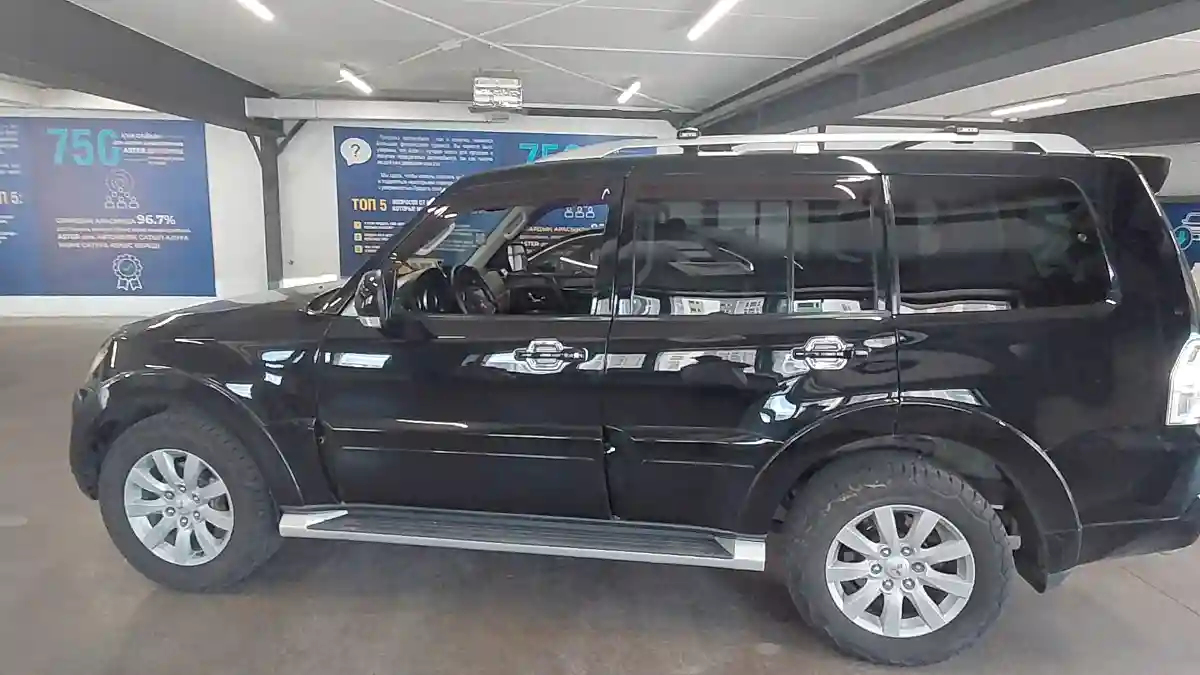 Mitsubishi Pajero 2010 года за 8 990 000 тг. в Астана