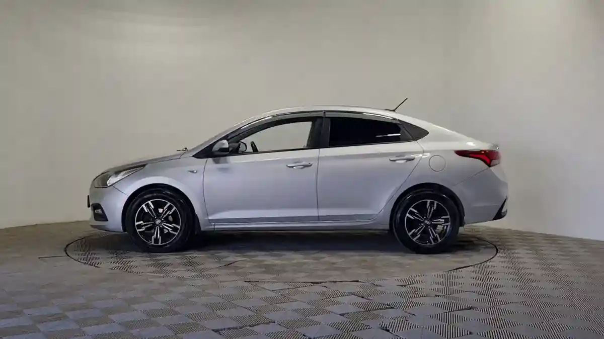 Hyundai Accent 2019 года за 6 000 000 тг. в Алматы