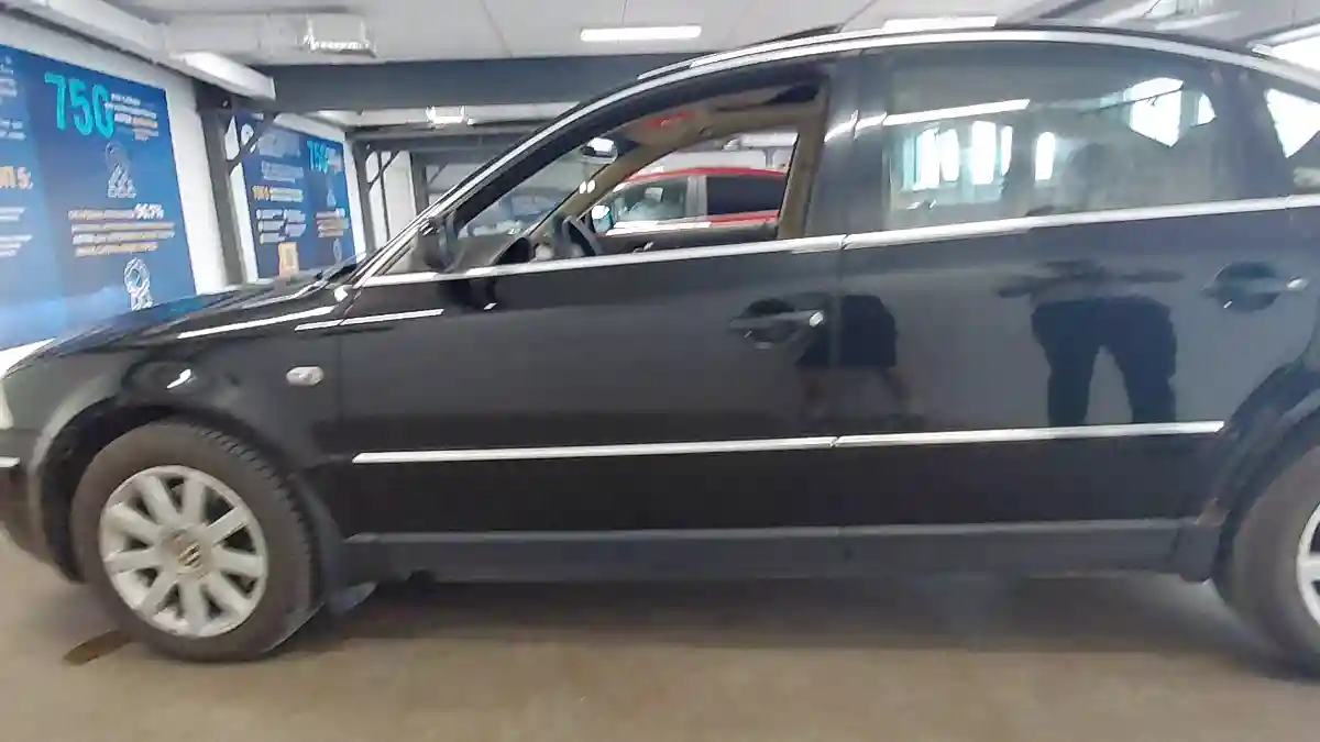 Volkswagen Passat 2001 года за 2 490 000 тг. в Астана