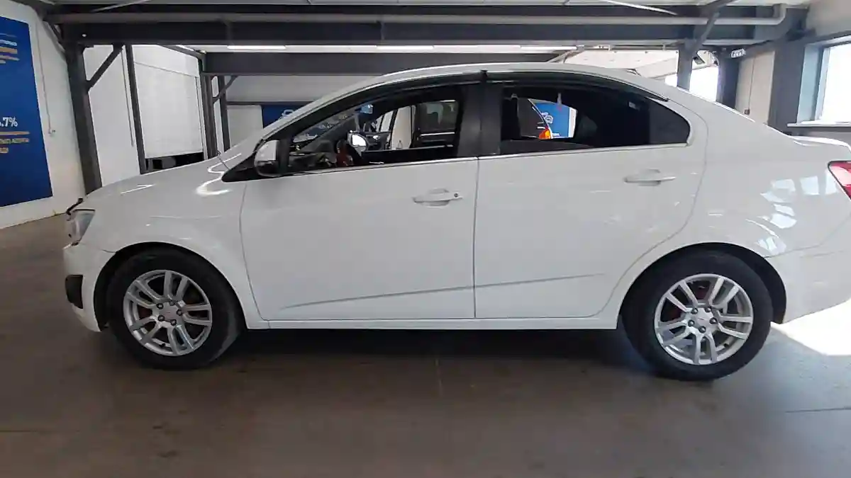 Chevrolet Aveo 2014 года за 2 790 000 тг. в Астана
