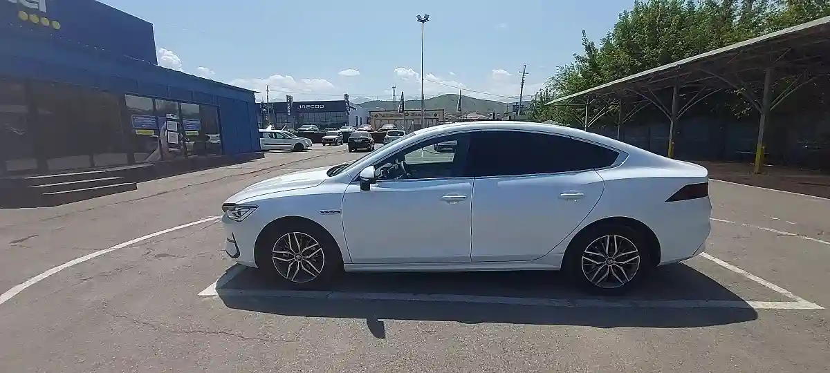 BYD QIN PLUS 2024 года за 5 890 000 тг. в Алматы